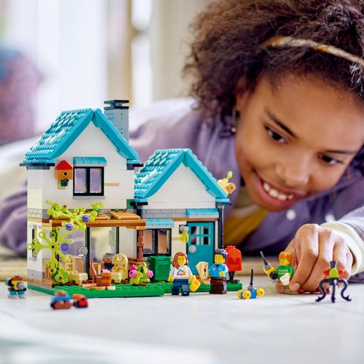 LEGO CREATOR Уютный дом 31139