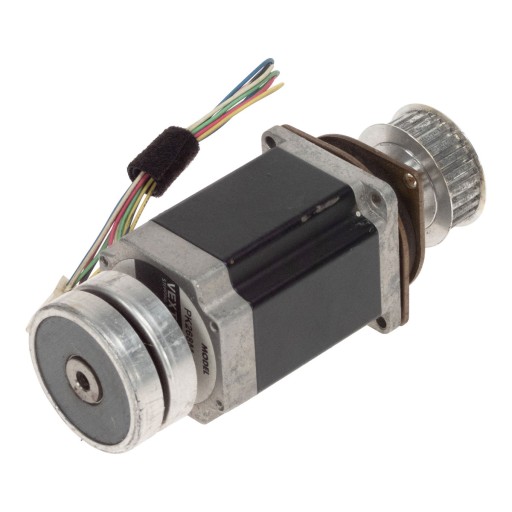 ORIENTAL MOTOR PK268M-02B-C3 4,5 В 2 А 0,9°/ШАГ 2 ФАЗЫ. ШАГОВЫЙ ДВИГАТЕЛЬ ВЕКСТА
