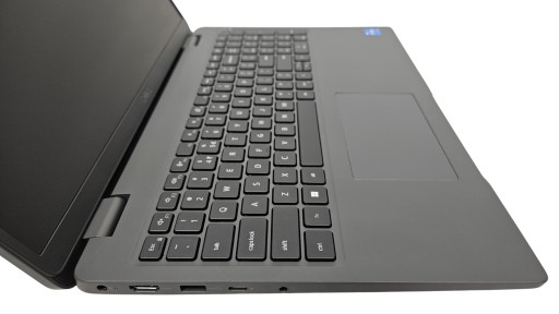 Biznesowy DELL Latitude 3540 i5-1335U 32GB 1TB SSD 15,6
