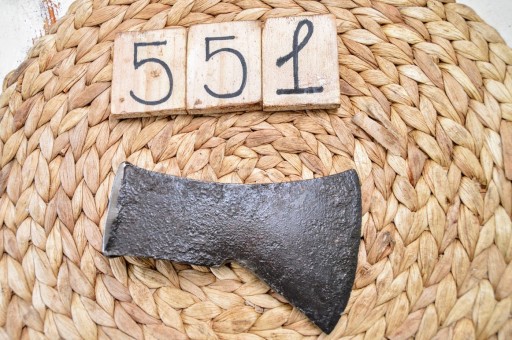 Подлинная старинная кованая секира 0,7 кг