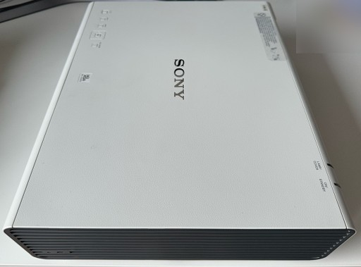 Проектор Sony VPL-CH375