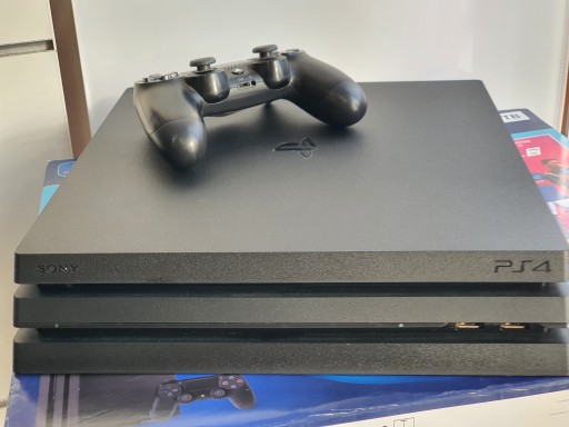 KONSOLA SONY PLAYSTATION 4 PS4 Pro +GHOST OF TSUSHIMA