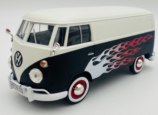 VW Type 2 T1 Hot Rod 1:24 Motormax 79566 пламя
