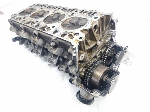 ГОЛОВКА СПРАВА 4.5 PORSCHE CAYENNE I