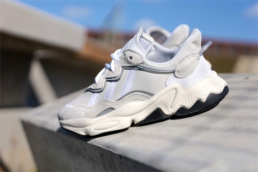 ADIDAS ORIGINALS OZWEEGO