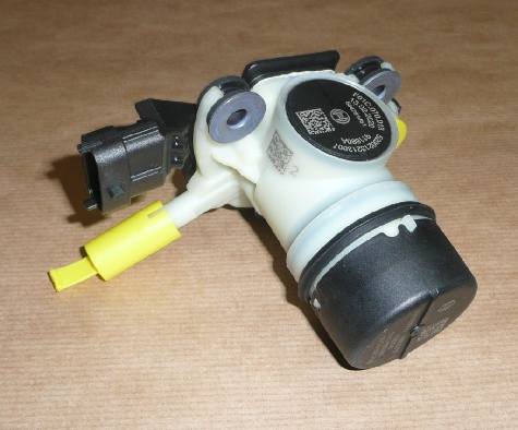 POMPA ADBLUE R MASTER III,TRAFIC III 170428098R OE