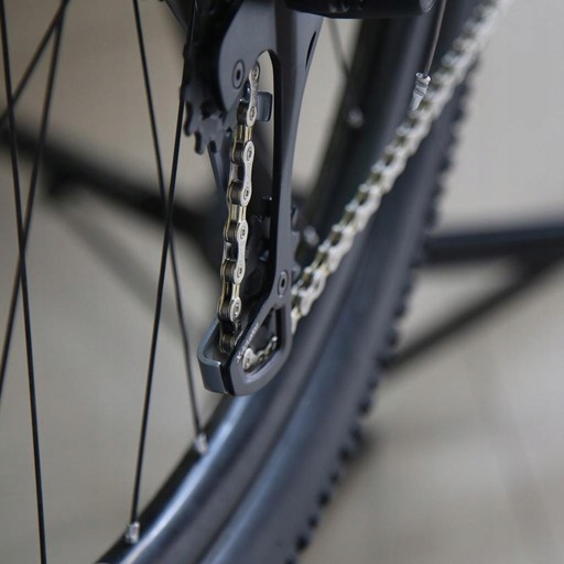 Полуполая велосипедная цепь MTB High