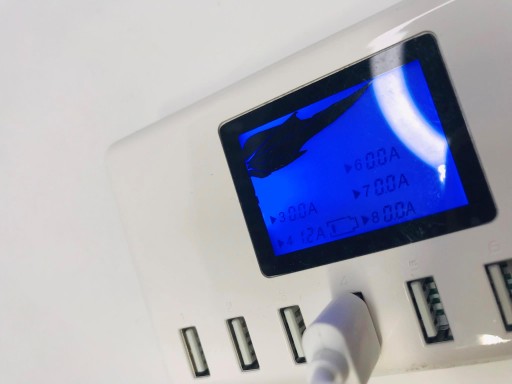 Зарядное устройство USB с 8 портами Зарядная станция (поврежден дисплей)