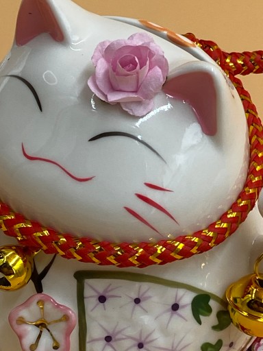 SKARBONKA Kot Maneki-Neko Szczęścia Porcelana 12cm