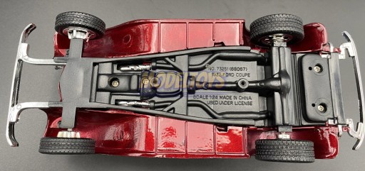 Металлическая модель Ford Coupe 1932 года 1:24 Motormax 73251