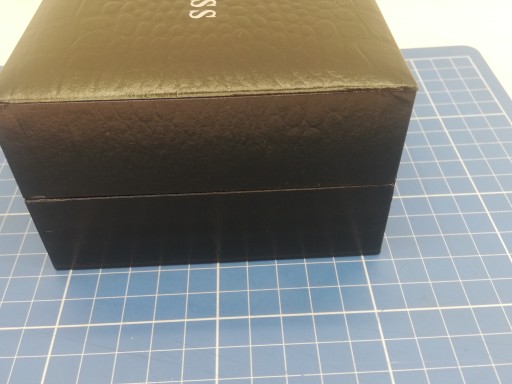 eleganckie etui pudełko po zegarku pokrowiec GUESS