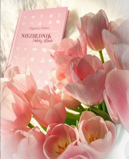Органайзер BRIDE'S ESSENTIALS Свадебный планировщик - твердый переплет