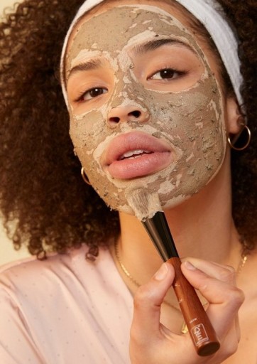 THE BODY SHOP_HIMALAYAN CHARCOAL PURIFYING GLOW MA