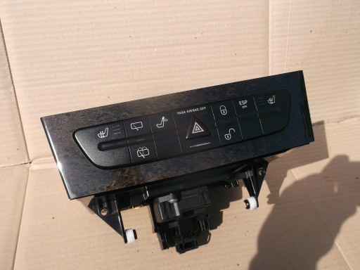 CD-ЧЕЙНДЖЕР КАРМАННЫЙ ПОДЪЕМНИК MERCEDES E W211