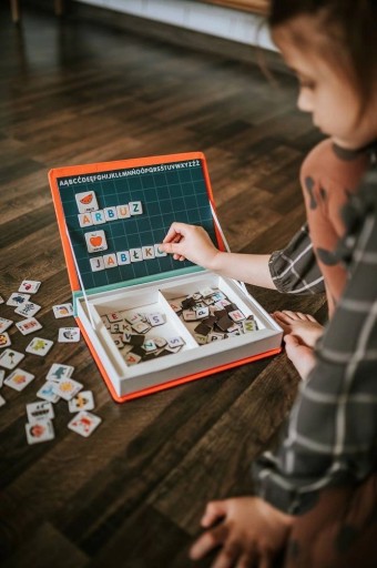 Магнитная книжка-пазл «Польский алфавит», для детей 3 лет+, Janod