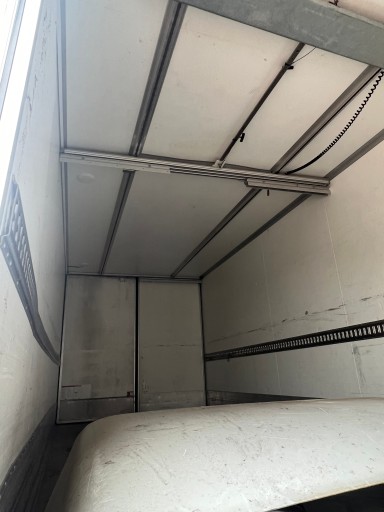 Zabudowa kontener magazyn garaż chłodnia paka 7.5 x 2.62 x 2.61