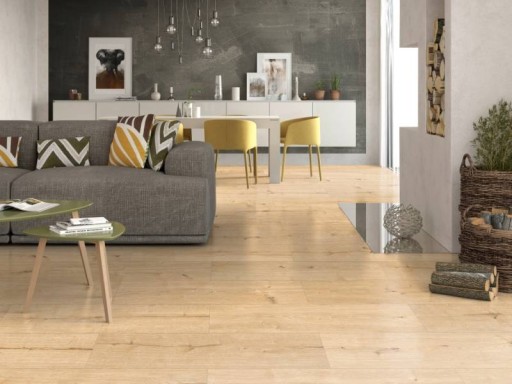 Яркие виниловые панели lvt classen v4 ac5 + фундамент