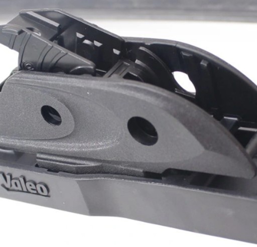 ОЧИСТИТЕЛЬ С ПЛОСКИМ ЛЕЗВИЕМ VALEO FM47 475 мм