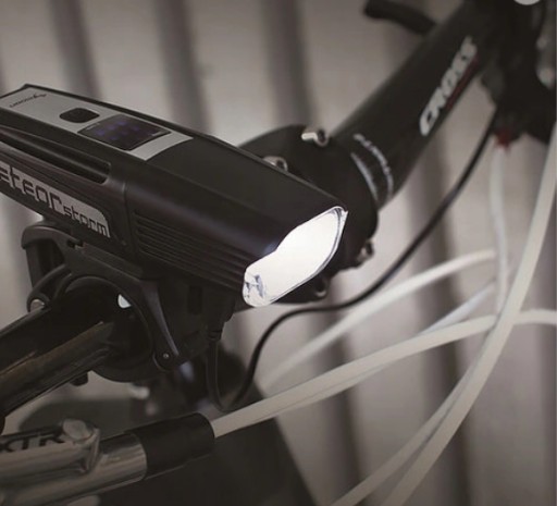 MOON STORM PRO 2CREE XM-L 2 2000ЛЮМЕН НОВЫЙ!!!