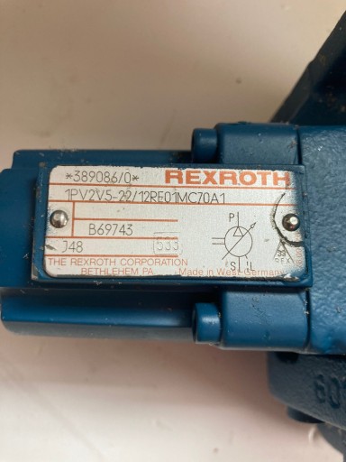 Пластинчатый насос Rexroth 1PV2V5-22/12RE01MC70 НОВЫЙ