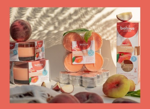 Świeca zapachowa w szkle 63/90 Bolsius True Scents - BRZOSKWINIA 24 godziny