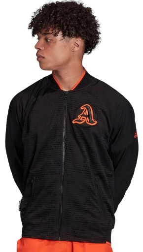 Мужская толстовка ТЕННИС Adidas VRCT Primeblue Badge FP8120