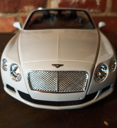 Autko Zdalnie Sterowane Kabriolet BENTLEY GT Rastar Samochód Auto Na Pilot