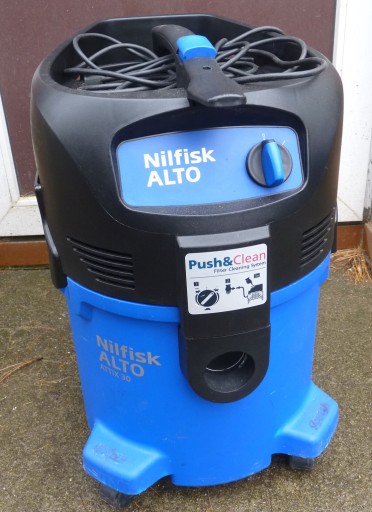 Промышленный пылесос NILFISK ATTIX 30