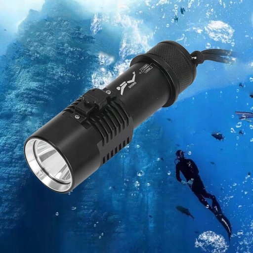 LATARKA NURKOWA LED 5000lm LED P70 IPX8