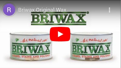 Воск премиум-класса Briwax для старой антикварной мебели оживляет прозрачное дерево.