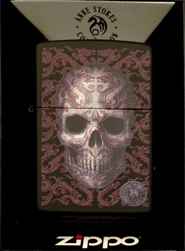 Подарочный набор ZIPPO ANNE STOKES SKULL HIGH POLISH ЧЕРНЫЙ*№3