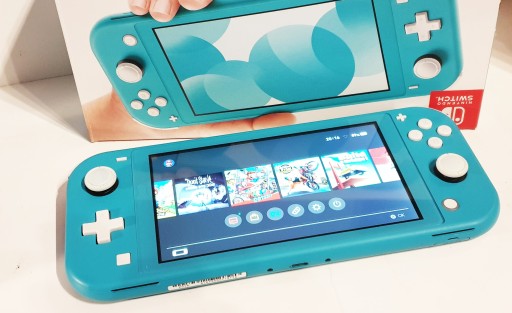 NINTENDO SWITCH LITE КАК НОВЫЙ + 10 ИГР!