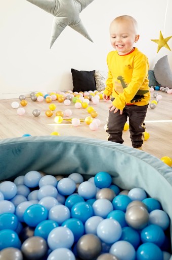 Сухой бассейн Baby Blue 90 х 40 х 5 см + 200 шариков