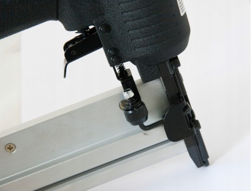 Степлер Nailer Nailer OTTENSTEN 4PRO2в1 +1000 скоб 90/38мм