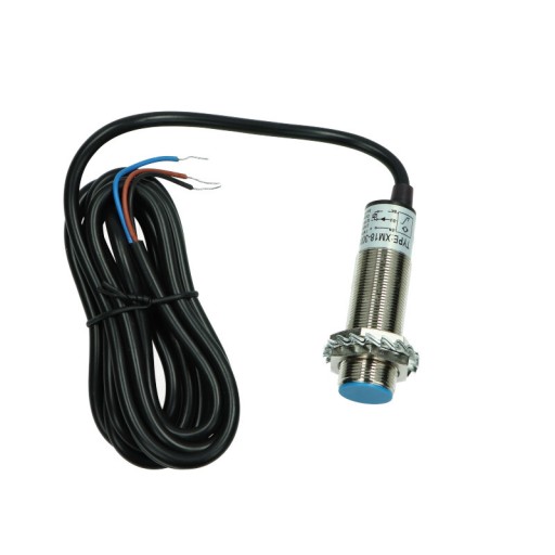 Индуктивный датчик XM18-3005PMU 0-10В