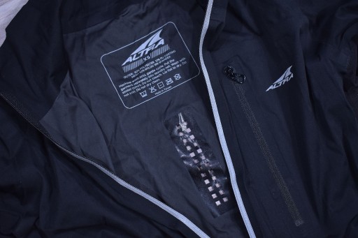Женская беговая куртка Softshell Proof XS ALTRA