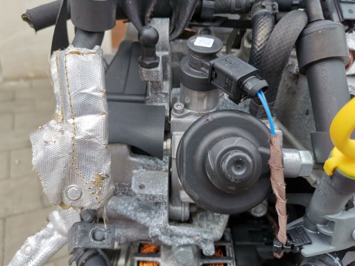 ТНВД VW GOLF VII AUDI A3 SKODA SEAT LEON 1.6 TDI CLH 0445010537