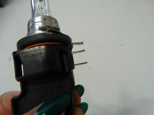 ВСТАВКА Патрон лампы VW GOLF VII 5G0941319VF