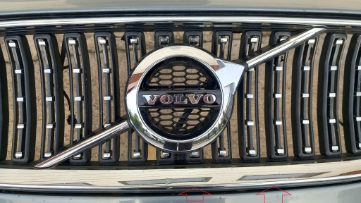 Volvo V60 S60 II III 18-> решетка переднего бампера PDC 31690589 BYDGOSZ