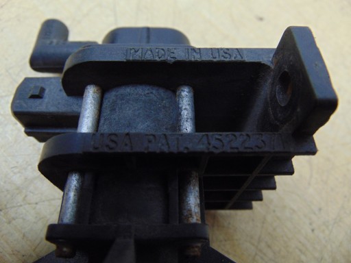 КЛАПАН ВАКУУМНЫЙ ДАТЧИК VW AUDI 357906283