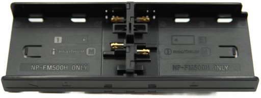 АККУМУЛЯТОРНАЯ РУЧКА VG-C70AM ДЛЯ SONY A700 / НЕТ. СЕРИЙНЫЙ 7D202819