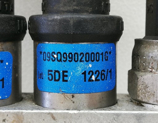 РЕЙКА ВПРЫСКА СУГ ГАЗА 09SQ99020001G 67R-010185