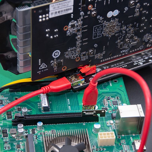 RISER PCI-E 009S PLUS 1x-16x SATA PCI-E 6PIN USB