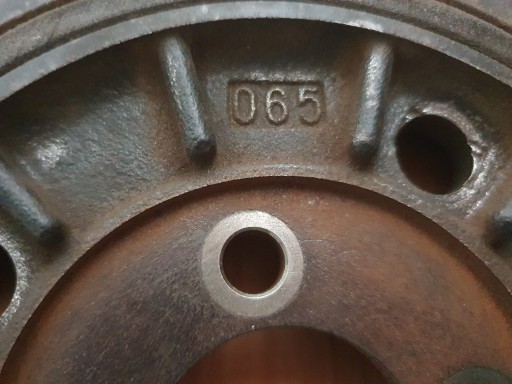 Dodge nitro 2,8CRD Crankshale