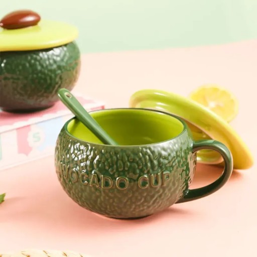 Filiżanka kawy z awokado Piękne owoce Ręcznie malowana ceramiczna zastawa stołowa pod szkliwem B