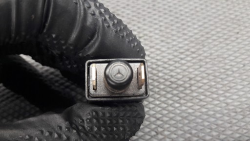 001545 Przełącznik świateł hamowania ford fiesta m