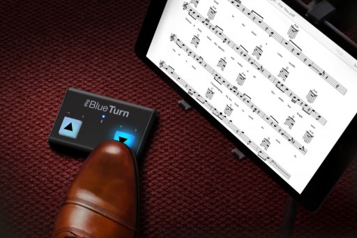 IK Multimedia iRig BlueTurn — компактный контроллер