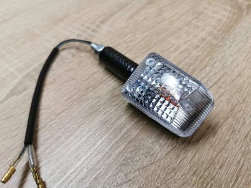 Kierunkowskazy mini carbon białe 4szt +klosz 23W