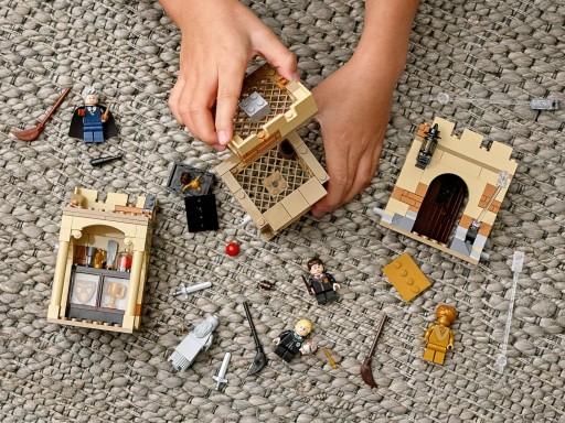 LEGO Гарри Поттер Хогвартс: первый урок полета 76395