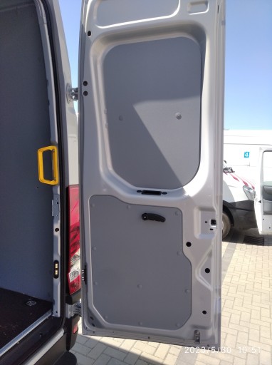 РУЧКА ДЛЯ ГРУЗОВОГО ПРОСТРАНСТВА IVECO DAILY 93916702